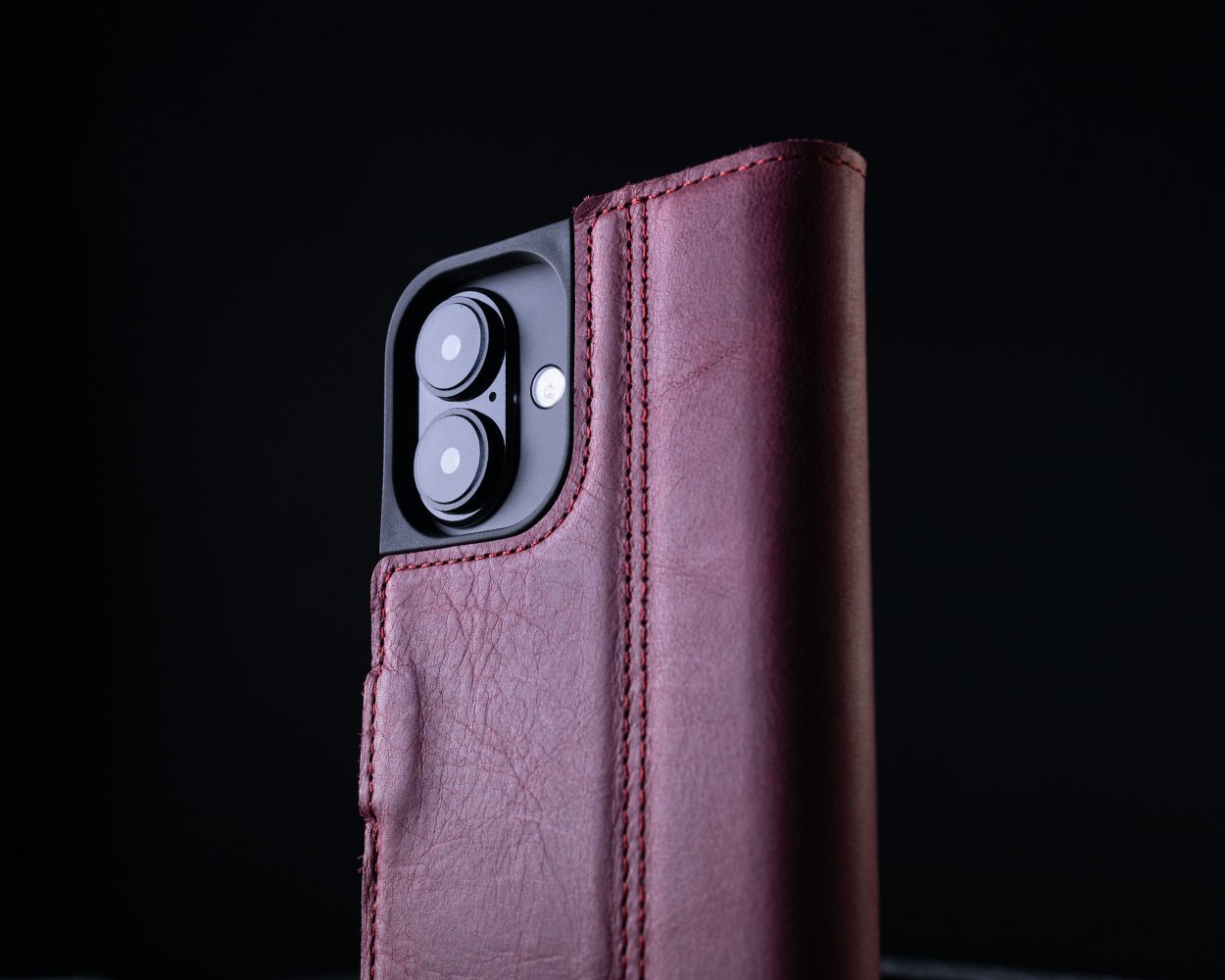 Apple iPhone 16 - Vintage Leather Wallet Phone Case