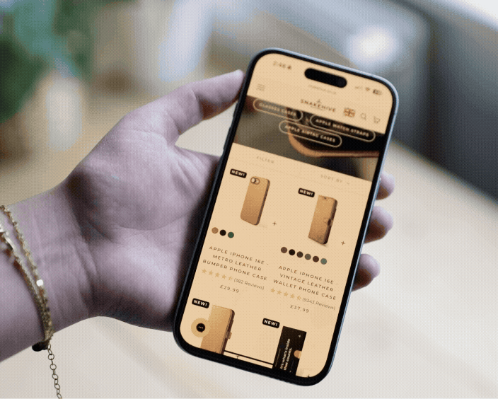 Apple iPhone 17 Pro - Privacy Glass Screen Protector (x2)