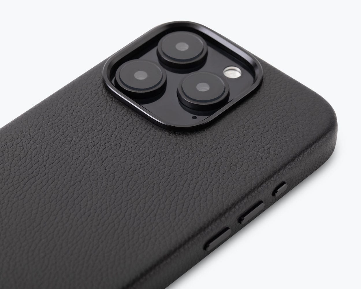 Apple iPhone 16 Pro - Metro Leather Bumper Phone Case
