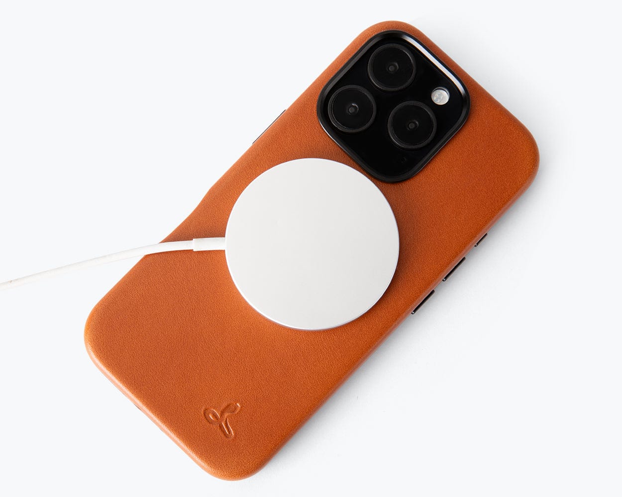 Apple iPhone 16 Pro - Metro Leather Bumper Phone Case