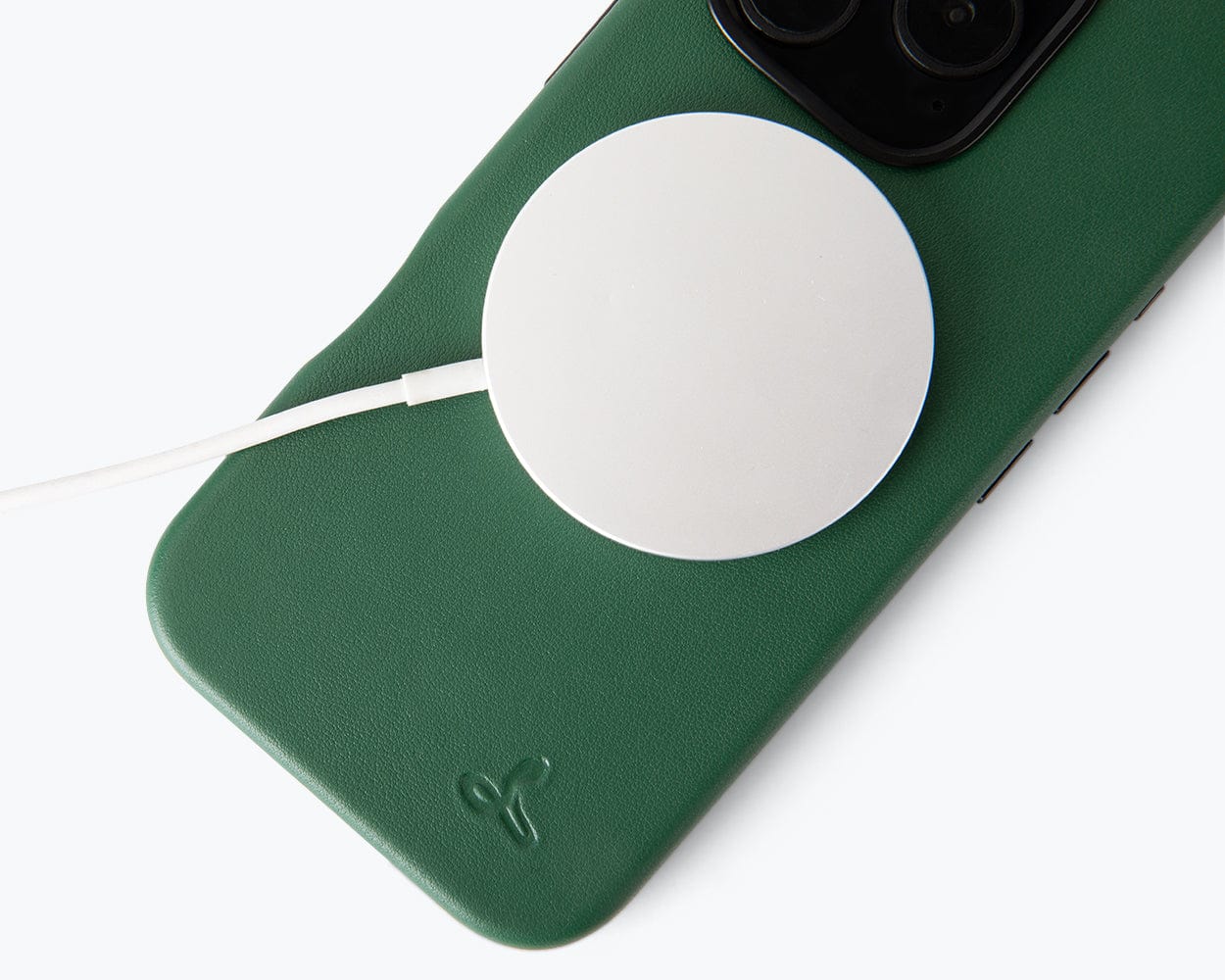 Apple iPhone 16 Pro - Metro Leather Bumper Phone Case